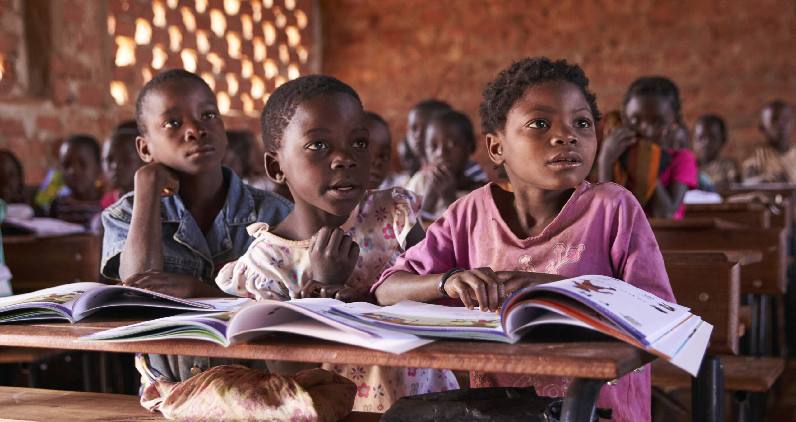 Students in class of Anabela Carlitos Nankuessa, First Grade Teacher, at Nipaia Primary school, outside of Alto Molocue, Zambezia Province, Mozambique